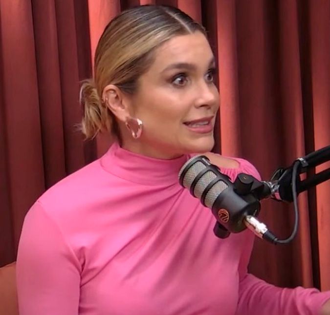 Flávia Alessandra recria looks da Barbie e prova que está pronta para lançamento do filme A atriz mostrou quem tem diversas opções de modelinhos para a estreia