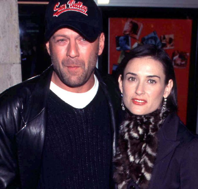 Demi Moore posta fotos em família com o ex-marido Bruce Willis