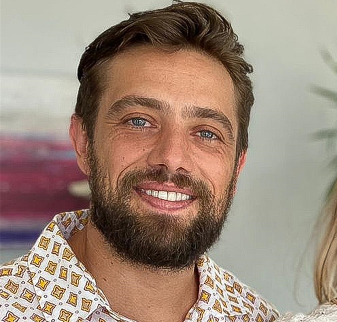 Rafael Cardoso sobre boatos de traição após casamento com Mari Bridi: <i>Me perdoou várias vezes, assim como eu perdoei também</i>