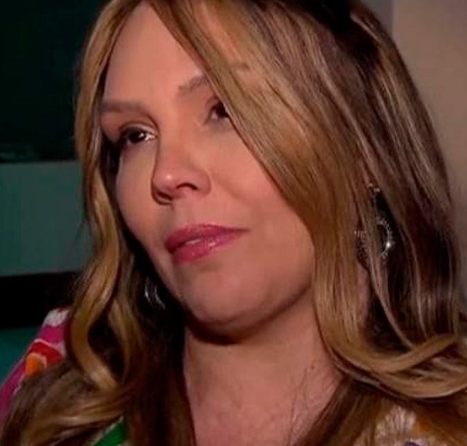 Em 13 de novembro, por exemplo, a cantora usou as redes sociais para avisar que foi internada para iniciar uma nova fase de procedimento. Reta final. Sou só gratidão. Deus me carregou no colo até aqui, disse nos Stories. Vale lembrar que a bateria de quimioterapia terminou em outubro, enquanto a radioterapia começou em novembro. Em 13 de novembro, por exemplo, a cantora usou as redes sociais para avisar que foi internada para iniciar uma nova fase de procedimento. Reta final. Sou só gratidão. Deus me carregou no colo até aqui, disse nos Stories. Vale lembrar que a bateria de quimioterapia terminou em outubro, enquanto a radioterapia começou em novembro.