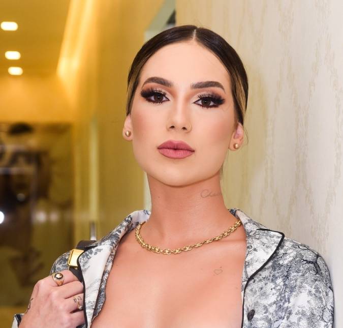 Virginia Fonseca passa perrengue em hotel com diária de 20 mil reais