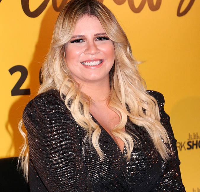 Avisa que é ela! Marília Mendonça bate recorde e atinge nove bilhões de <i>streams</i> no <i>Spotify</i>
