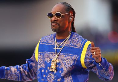 Internautas voltam a compartilhar vídeo em que Snoop Dogg rasga elogios para Pelé
