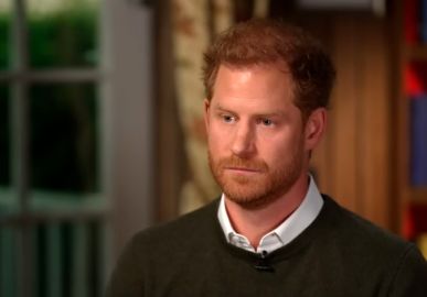 Príncipe Harry diz que família real nunca mostrou disposição para reconciliação: - <i>Eu apenas queria meu pai e irmão de volta</i>
