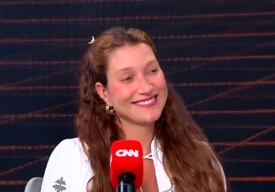 Gabriela Pugliesi exibe vídeo malhando e revela: <i>Faltam dez quilos</i>