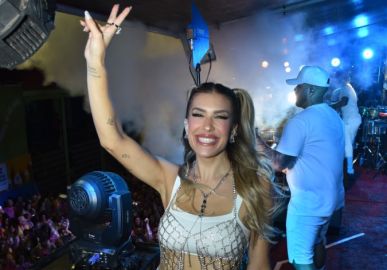 Lore Improta revela que demorou meses para se curar de uma diástase