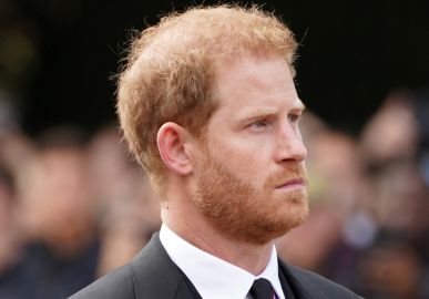Príncipe Harry não confirma presença na coroação do seu pai, Rei Charles III: <i>Espero que eles estejam dispostos a sentar e conversar sobre isso</i>