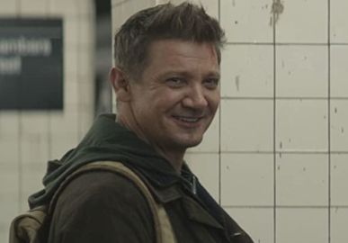 Jeremy Renner completa 52 anos de idade no hospital e agradece equipe médica