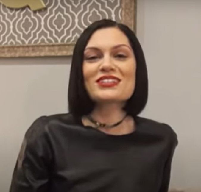 Após aborto espontâneo, Jessie J anuncia gravidez: Estou tão feliz e assustada por finalmente compartilhar isso A cantora postou um vídeo para contar a novidade