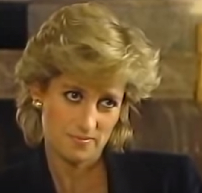 Vestido da Princesa Diana avaliado em 630 mil reais será leiloado