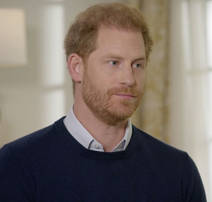 Príncipe Harry estaria desesperado para se acertar com Rei Charles III antes de coroação, diz jornal E a esposa do Duque de Sussex também vem dando o que falar