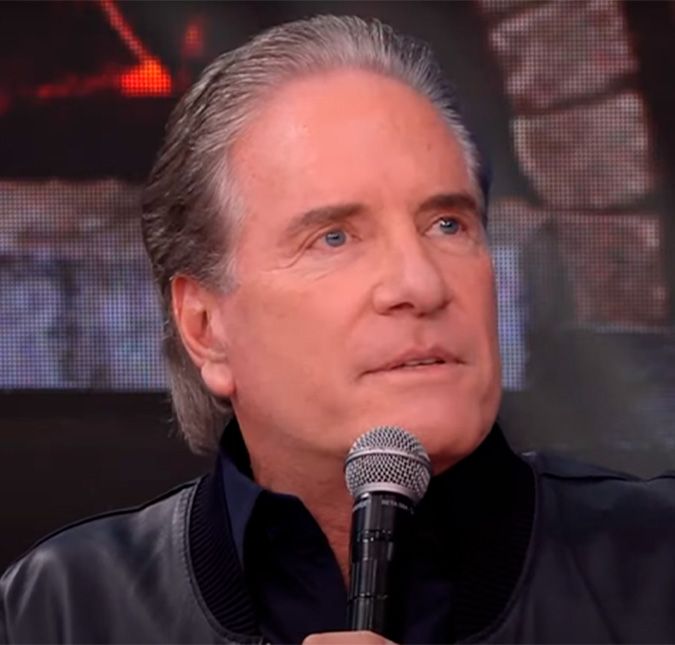 Roberto Justus revela que não esconde a senha do celular da esposa: Uma das piores doenças que tem é o ciúmes Atualmente, o apresentador é casado com Ana Paula Siebert