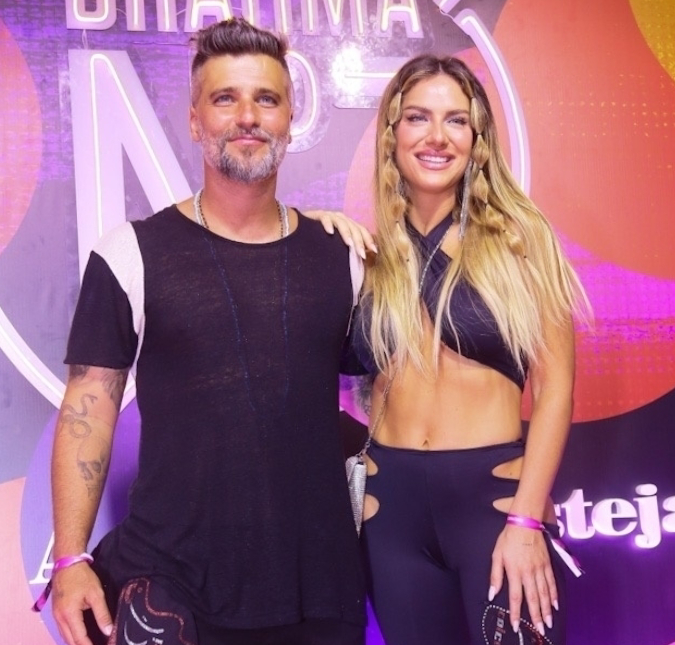 Giovanna Ewbank faz pegadinha de gravidez com Bruno Gagliasso e resultado decepciona: <i>Eu já estava até com nome</i>