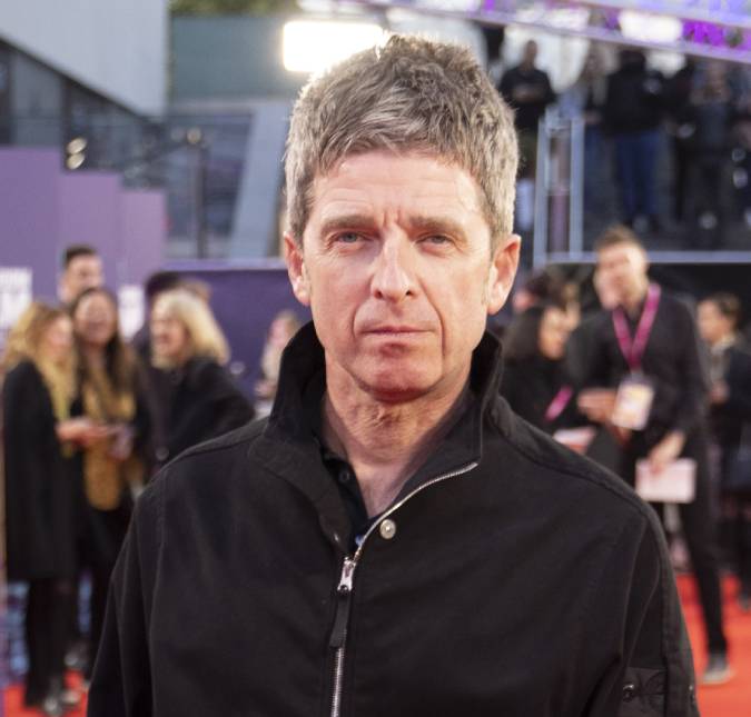 Esposa do ex-guitarrista do <i>Oasis</i> termina casamento de 12 anos, diz jornal