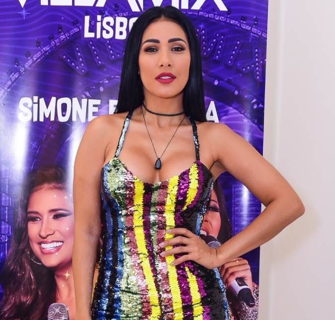 Fãs rebatem fala de paz de Simaria Mendes nas redes sociais: <I>Desbloqueia tua irmã!</i>