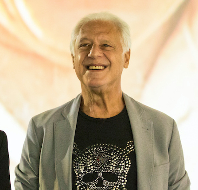 Antonio Fagundes comenta polêmica de barrar a entrada de espectadores atrasados em peça