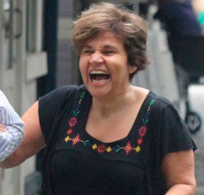 Claudia Rodrigues recebe alta hospitalar após realizar exames, diz colunista