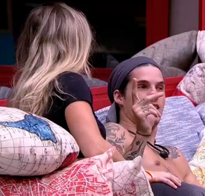 Internautas usaram as redes sociais para comentar a relação dos dois participantes do reality