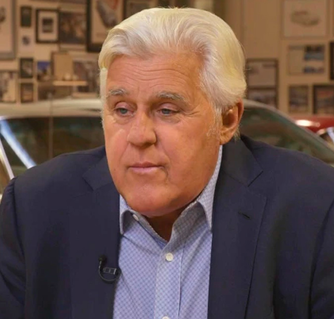 Jay Leno sofre acidente de moto e quebra clavícula, além de fraturar duas costelas