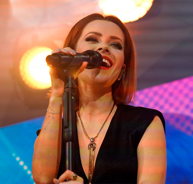 Sandy reflete sobre aniversário de 40 anos de idade: <i>Cheguei aqui com tanta história já vivida</i>