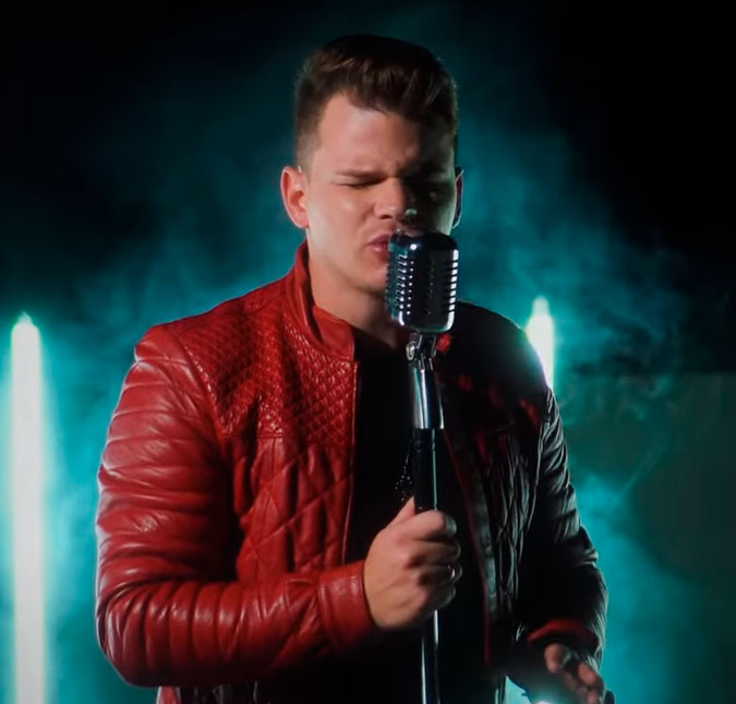 Jefferson Machado, cantor sertanejo, morre aos 27 anos de idade em acidente de carro