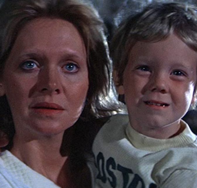 Foi anunciado no dia 5 de fevereiro, quase um mês depois, que Melinda Dillon acabou morrendo no dia 9 de janeiro. A notícia teria sido dada pelos familiares da artista que tinha 83 anos de idade para alguns jornais norte-americanos  e a causa da morte não teria sido revelada e muito menos o atraso para o anúncio da morte da atriz. Melinda ficou super conhecida por estar presentes nos filmes Magnólia, Contatos Imediatos do Terceiro Grau e Uma História de Natal. Vale dizer que por causa de Contatos Imediatos do Terceiro Grau, Melinda foi indicada ao Oscar como Melhor Atriz Coadjuvante, mas infelizmente não ganhou a estatueta.