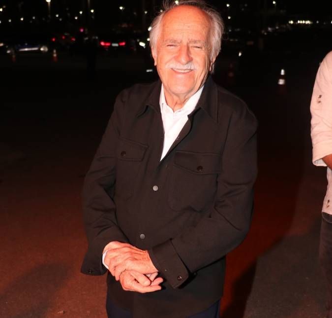 Ary Fontoura posta vídeo ensinando uma cantada ao seguidores, veja! Será que o ator está mandando indireta para alguém?