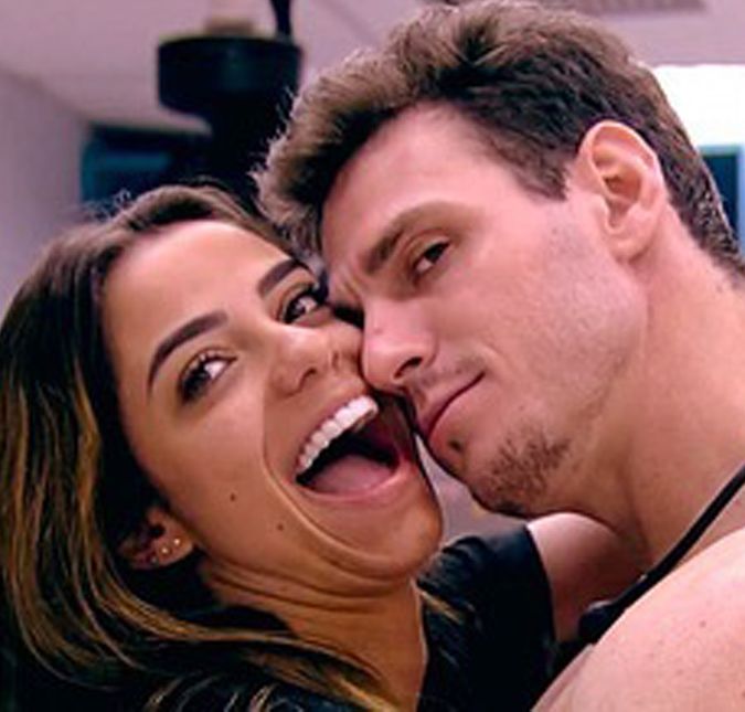 Os dois se envolveram logo no início do programa e estão dando o que falar aqui fora