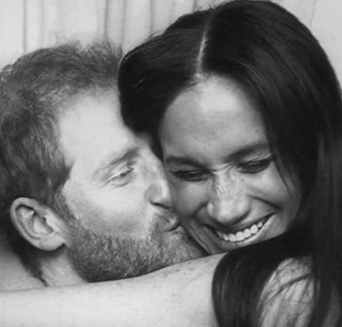 Príncipe Harry e Meghan Markle serão convidados para a coroação do Rei Charles III, diz jornal