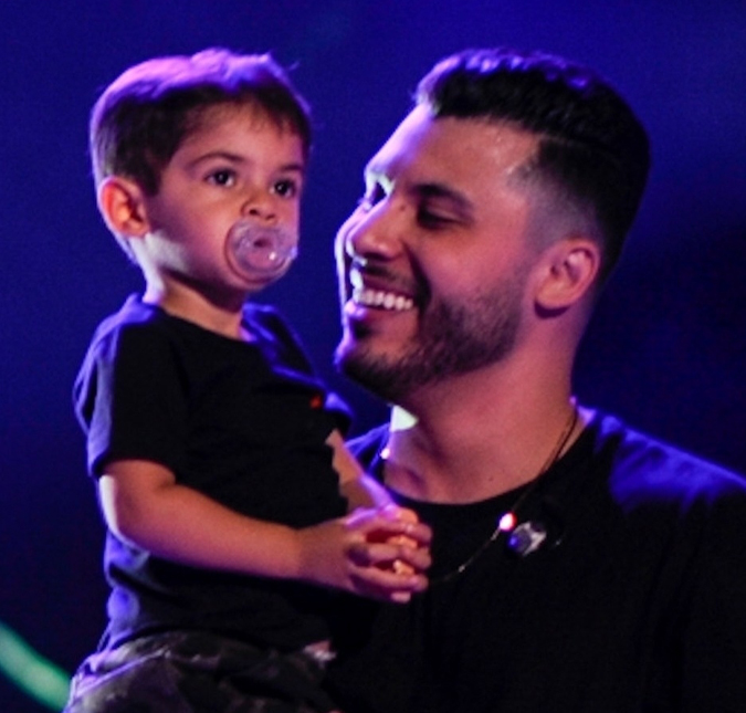 Murilo Huff mostra o filho pedindo <i>um pix</i> para ir ao parquinho com a avó; confira o vídeo