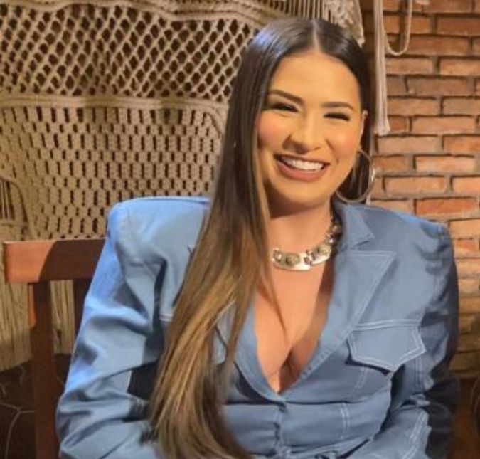 O casal abriu o álbum de fotos da família e trocou lindas declarações nas redes sociais