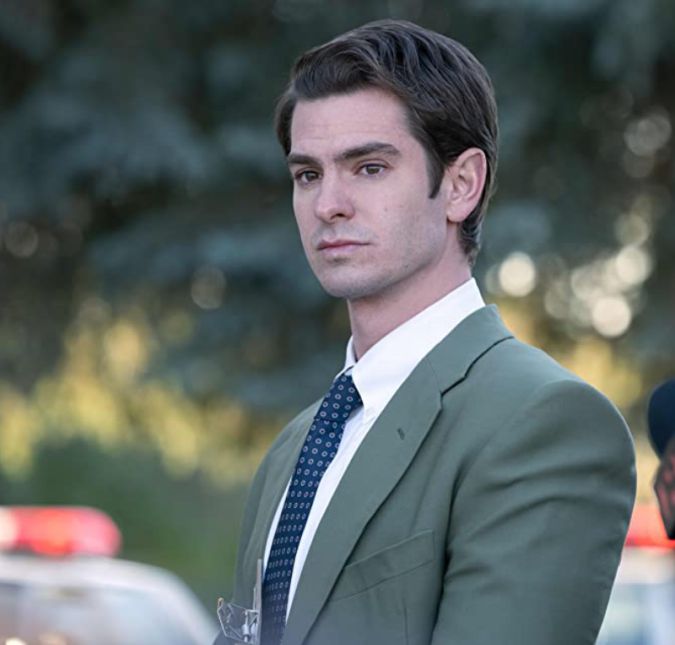 Andrew Garfield também será um dos apresentadores, mas de uma categoria especial e importante. Será ele que entregará à Sally Field o Screen Actors Guild Life Achievement Award.