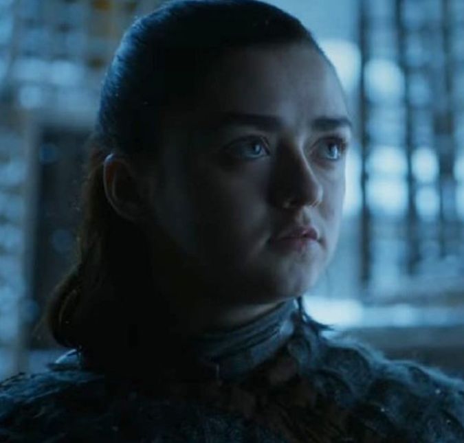 Maisie Williams falou sobre o assunto em suas redes sociais