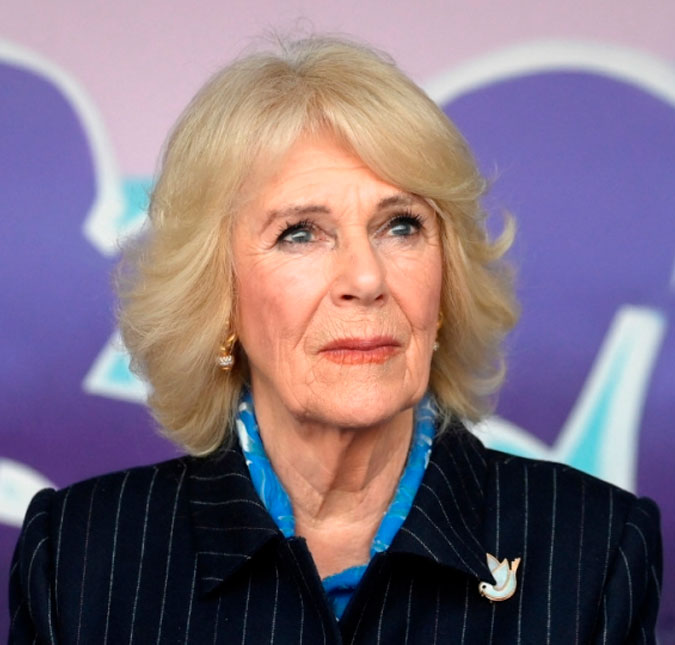 Netos da Rainha Consorte Camilla Parker Bowles terão papel de destaque na coroação do Rei Charles III, diz jornal