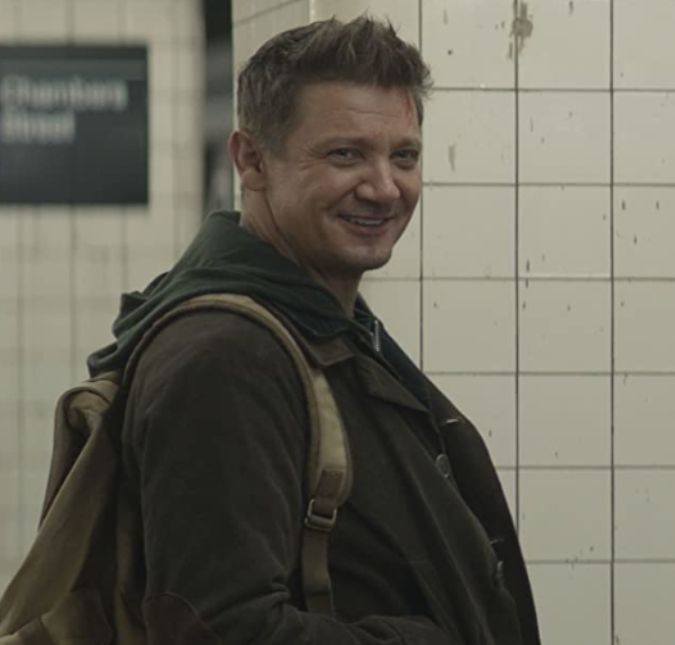 Jeremy Renner compartilha detalhes de seu tratamento após acidente O ator está em recuperação desde janeiro deste ano