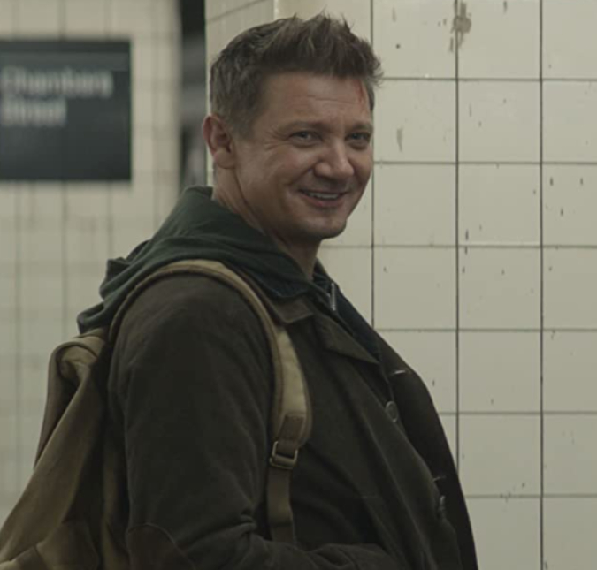 Jeremy Renner compartilha detalhes de seu tratamento após acidente