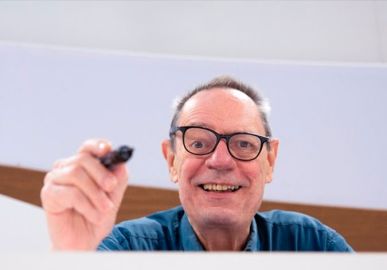 Morre o cartunista Paulo Caruso aos 73 anos de idade
