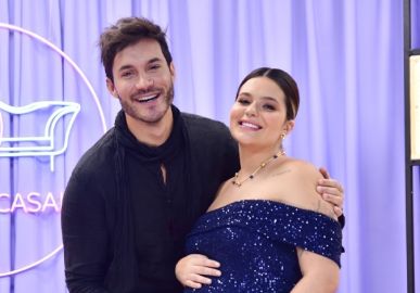 Eliezer fica todo bobo ao conversar com a filha na barriga de Viih Tube, veja o vídeo