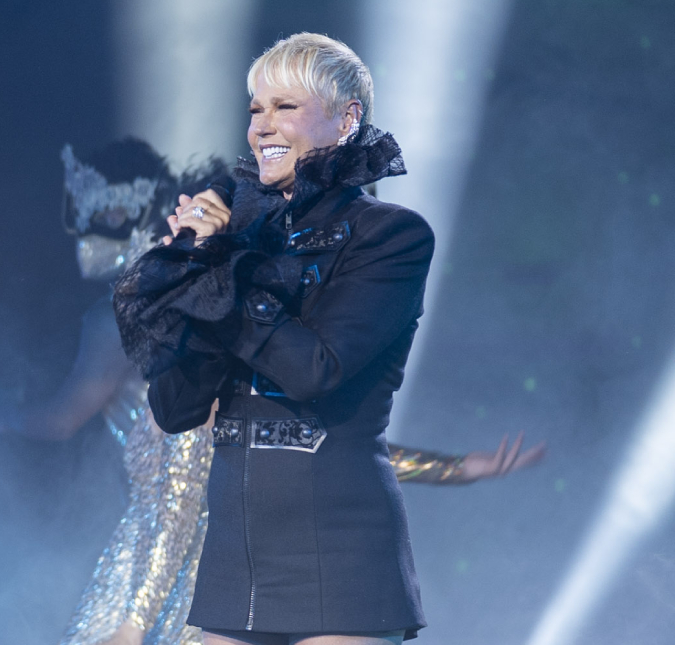 Xuxa Meneghel participa de edição especial de <I>Que História é Essa, Porchat?</i> em comemoração aos seus 60 anos de idade