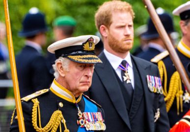 Em meio à polêmica, Rei Charles III decide títulos dos filhos de Príncipe Harry e Meghan Markle