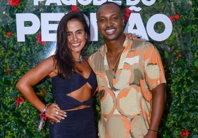 Carol Peixinho se declara para Thiaguinho com vídeo fofo... Confira os famosos que parabenizaram o cantor pelo aniversário