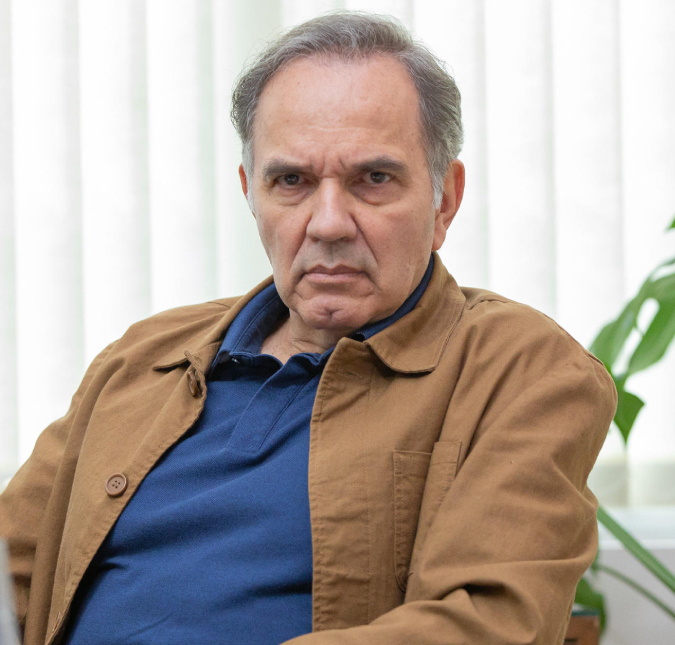 Humberto Martins afasta rumores de que estaria com problema de saúde: <I>Estou muito bem!</i>