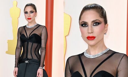 Homem cai e Lady Gaga sai correndo em tapete vermelho do <i>Oscar</i> para ajudá-lo, assista