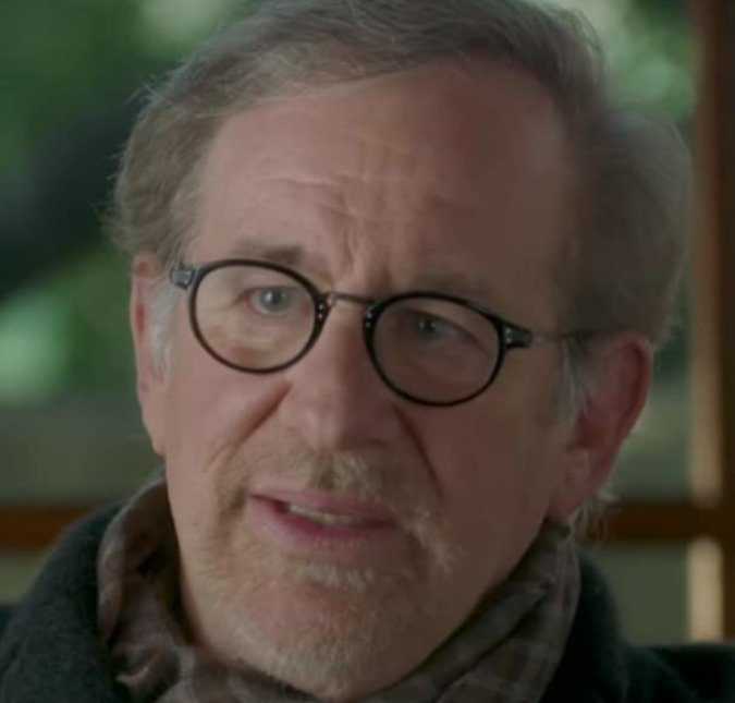 Steven Spielberg, que está concorrendo ao <I>Oscar</i>, confessa ter chorado em <i>set</i>
