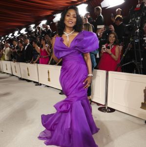 Angela Bassett - <I>Moschino</i>