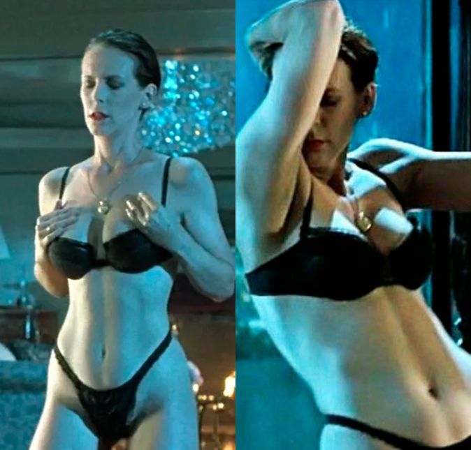Em seguida veio a polêmica cena de striptease em True Lies. O longa foi lançado em 1994 e tinha Arnold Schwarzenegger como protagonista. Interpretando a esposa do ator, Jamie chegou a afirmar à People que a cena foi improvisada: Não teve ensaio, não teve coreógrafo.