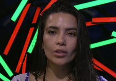 Confira como foi a conversa de Dania Mendez com a produtora do <i>La Casa de Los Famosos</i>