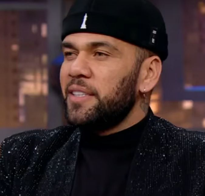 O jogador de futebol ainda terá que pagar uma indenização de cerca de 800 mil reais