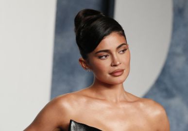 Kylie Jenner e Travis Scott entram na Justiça para mudar oficialmente nome do filho