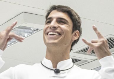 Felipe Prior diz que o prêmio do <i>BBB23</i> era de MC Guimê, e apoia cantor: <i>Feliz em ver você reconhecendo seu erro</i>
